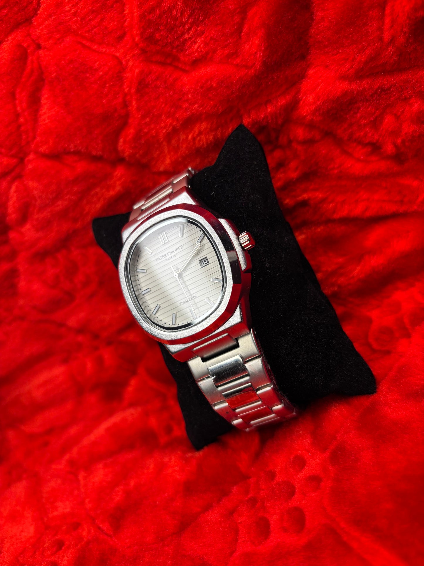 PATEK PHILIPPE
GENEVE ( White Dial)